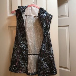 Lululemon rain vest